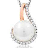 Pearl Pendant with Diamond Accent