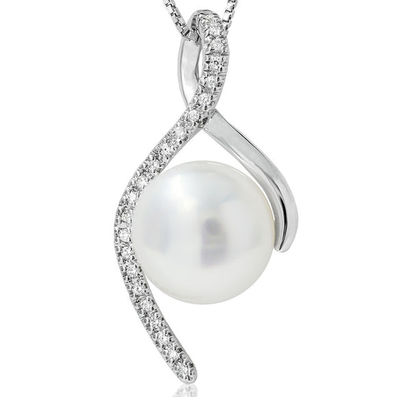 Modern Styled Pearl Pendant with Diamond Accent