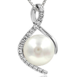 Infinity Pearl Pendant with Diamond Accent
