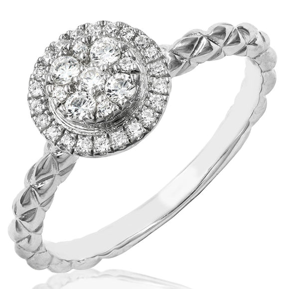 Diamond Cluster Halo Ring with Checkered Band Details