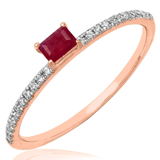 Gemstone Ring with Scallop Set Band